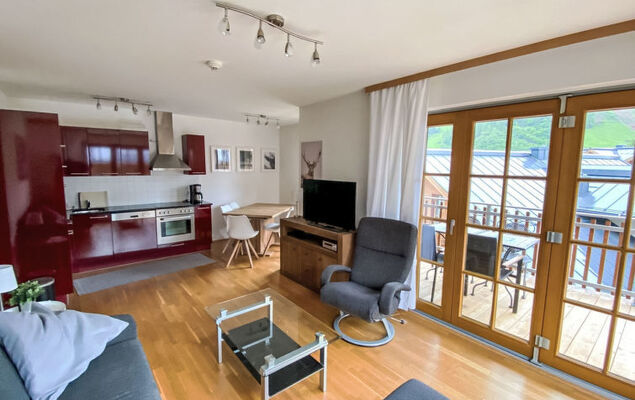 Schönblick Mountain Resort - Photo 3