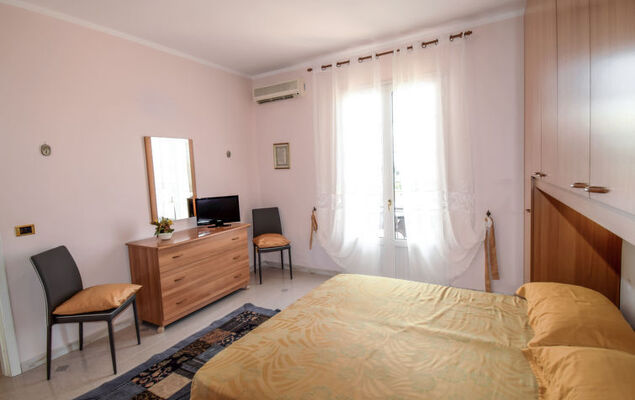 White Pool - Photo 15